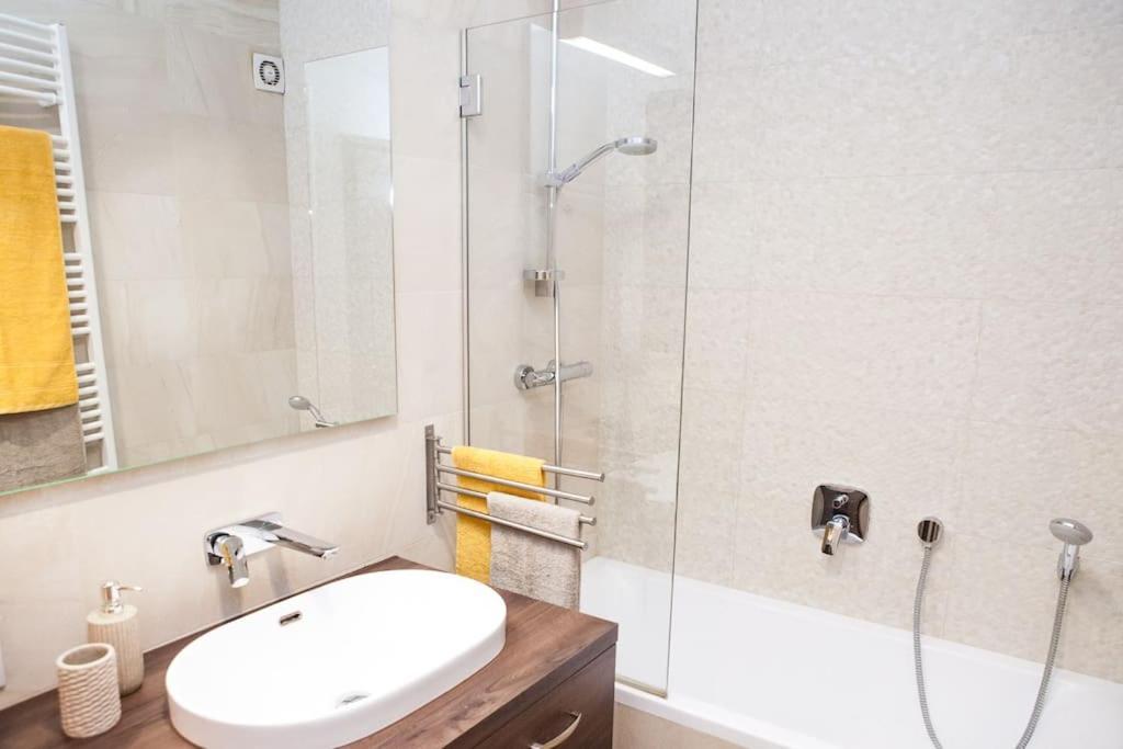 Liszt Apartman Győr Kültér fotó